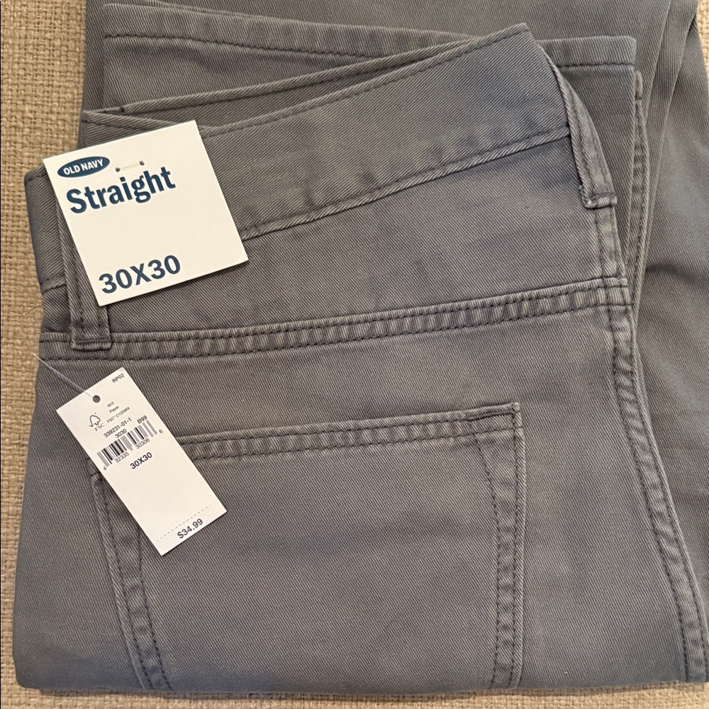 Old Navy Straight Leg Jeans in Gray